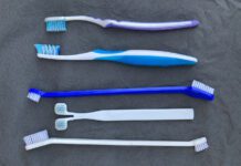 toothbrushes for dogs