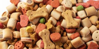 Dog treats don't typically list calories so knowing how many dog treats per day can be challenging.